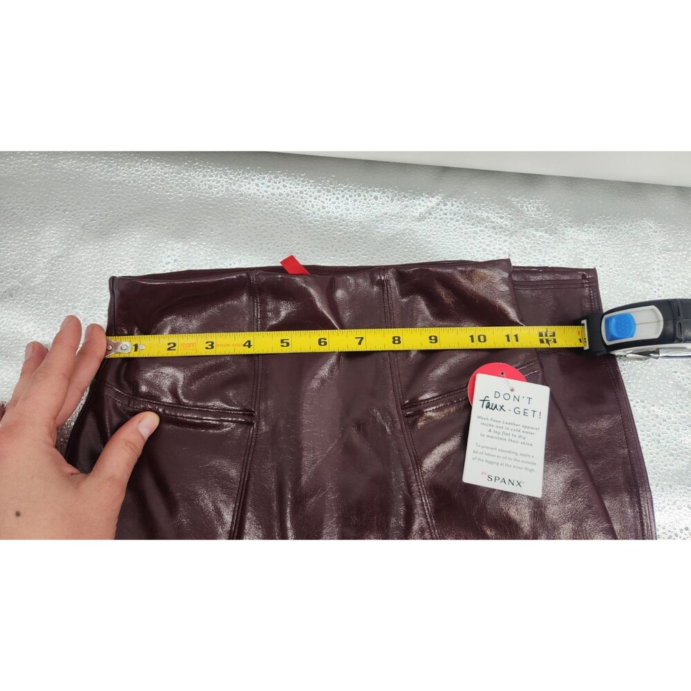 Spanx XS Ruby Red Faux Patent‎ Leather Leggings NWT - Picture 9 of 11
